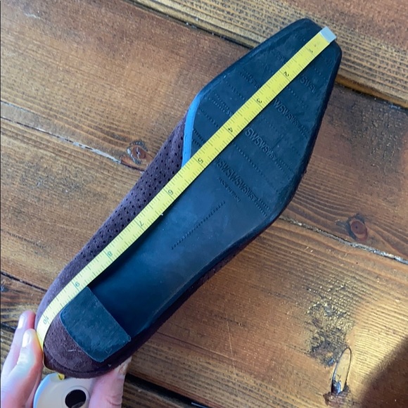 Stuart Weitzman Brown kitten Heels - Picture 10 of 10